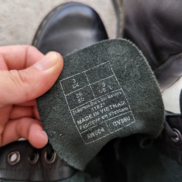 Dr Martens 1460 smooth leather ankle boots - Picture 5 of 5